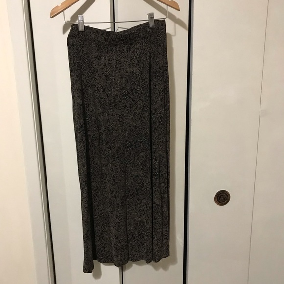 Ladies Black Paisley Skirt Size 10 - Picture 2 of 3